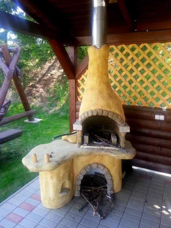 Trend Hotel Наместово Экстерьер фото